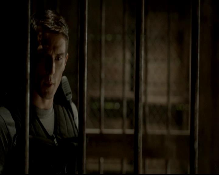 VampireDiariesWorld-dot-org_4x01GrowingPains1769.jpg