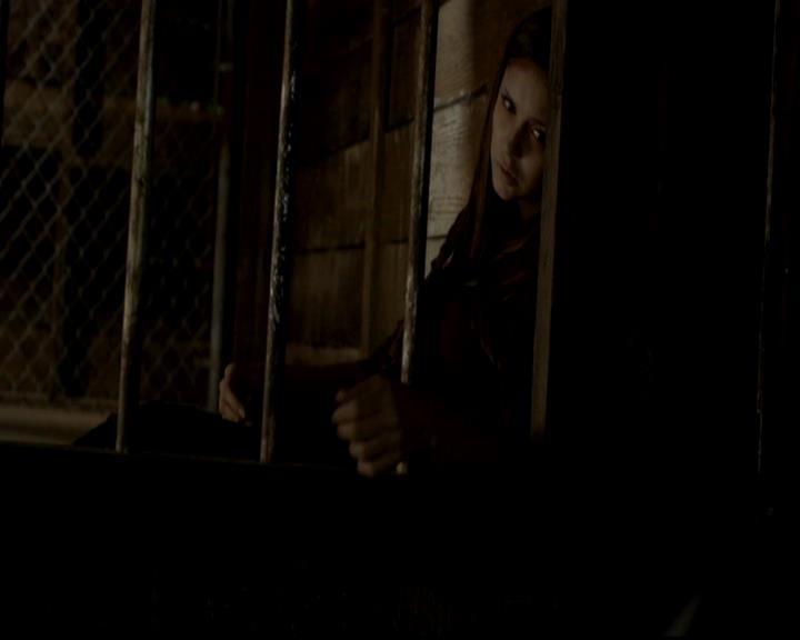 VampireDiariesWorld-dot-org_4x01GrowingPains1803.jpg