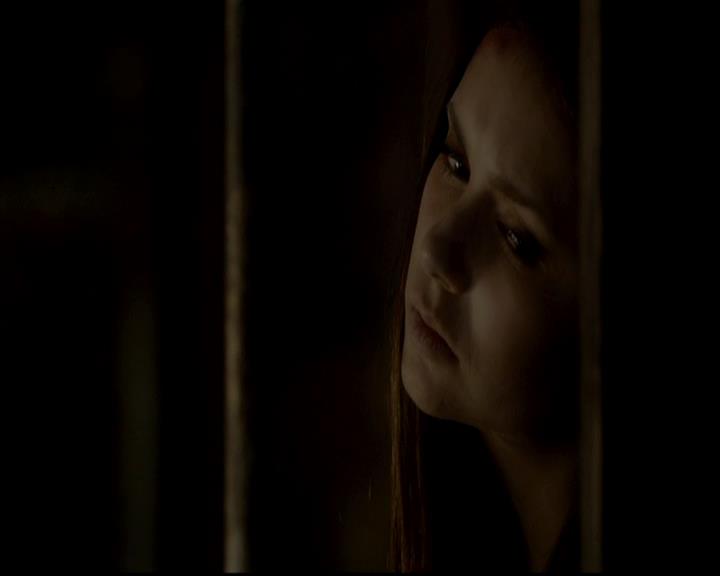 VampireDiariesWorld-dot-org_4x01GrowingPains1805.jpg