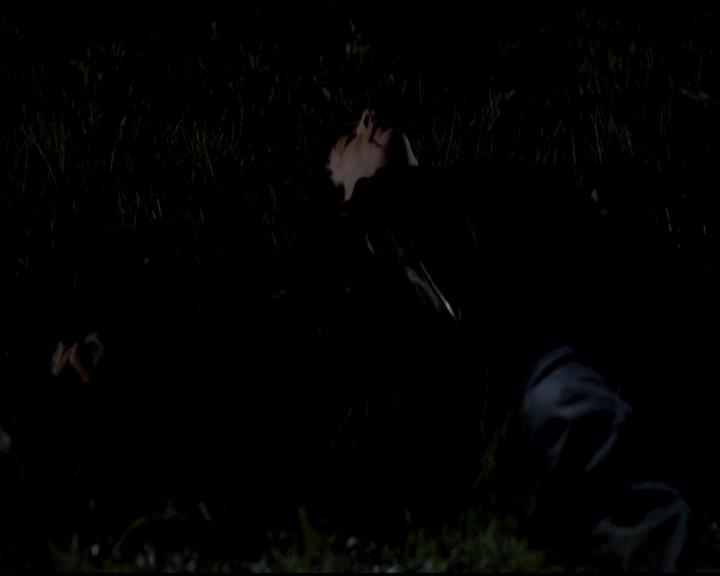 VampireDiariesWorld-dot-org_4x01GrowingPains1856.jpg VampireDiariesWorld-dot-org_4x01GrowingPains1856.jpg