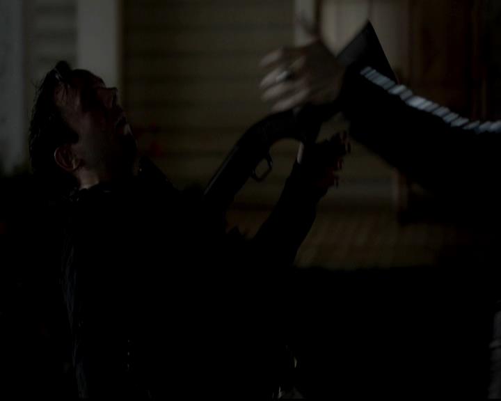 VampireDiariesWorld-dot-org_4x01GrowingPains1872.jpg