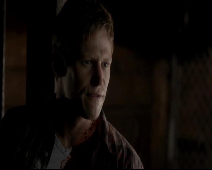 VampireDiariesWorld-dot-org_4x01GrowingPains1926.jpg