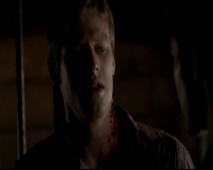 VampireDiariesWorld-dot-org_4x01GrowingPains1931.jpg