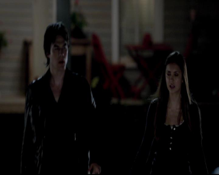 VampireDiariesWorld-dot-org_4x01GrowingPains1945.jpg