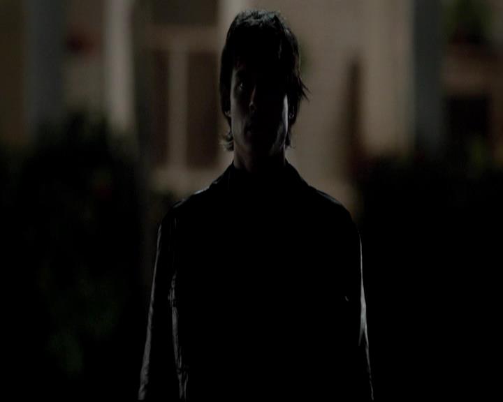 VampireDiariesWorld-dot-org_4x01GrowingPains1953.jpg