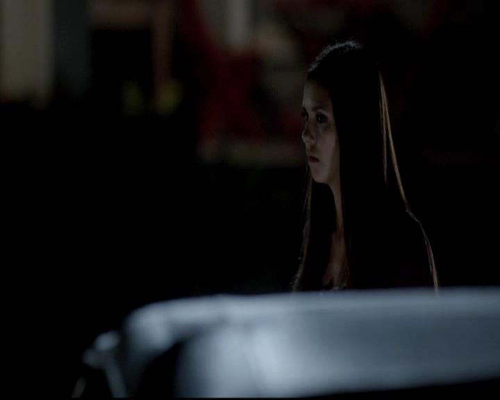 VampireDiariesWorld-dot-org_4x01GrowingPains1957.jpg