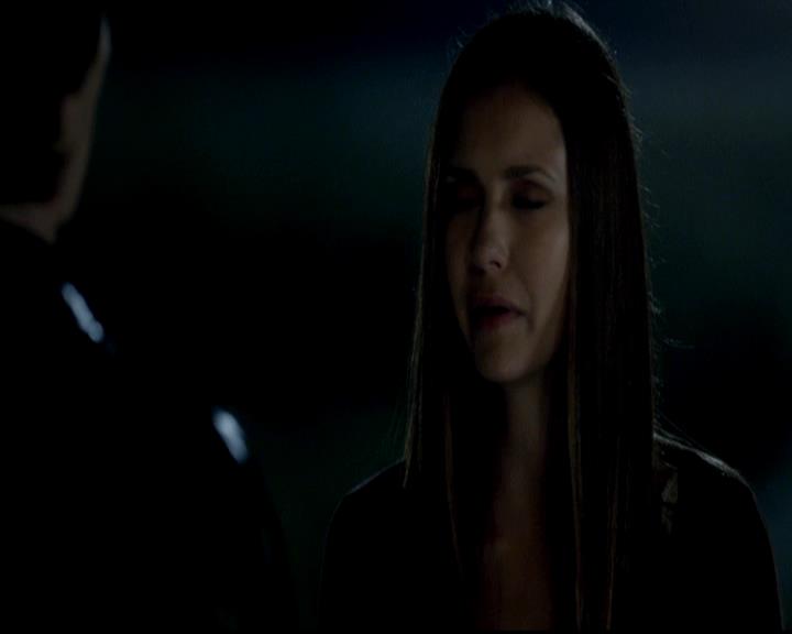 VampireDiariesWorld-dot-org_4x01GrowingPains1967.jpg