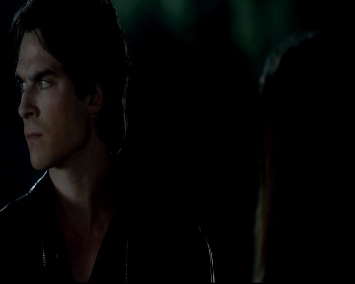 VampireDiariesWorld-dot-org_4x01GrowingPains1983.jpg