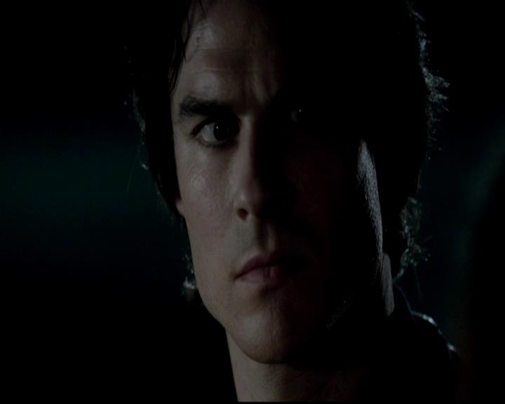 VampireDiariesWorld-dot-org_4x01GrowingPains1996.jpg