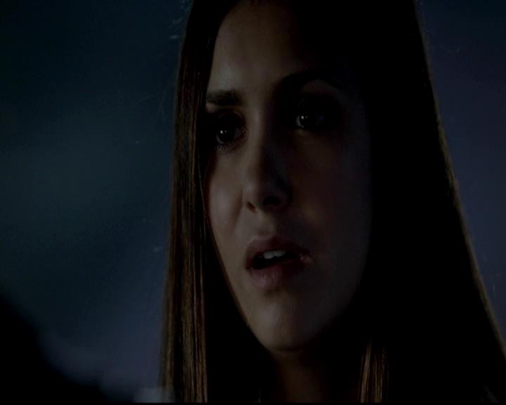 VampireDiariesWorld-dot-org_4x01GrowingPains2007.jpg