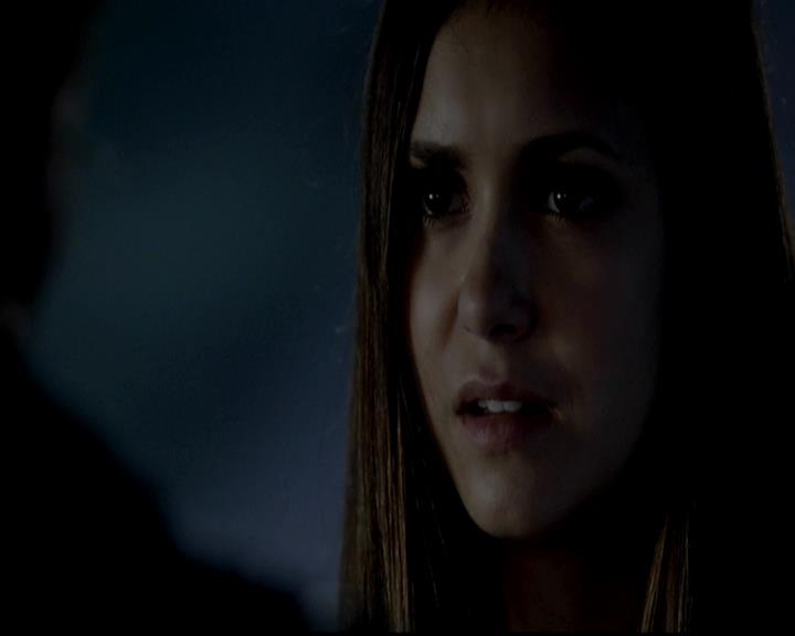 VampireDiariesWorld-dot-org_4x01GrowingPains2011.jpg