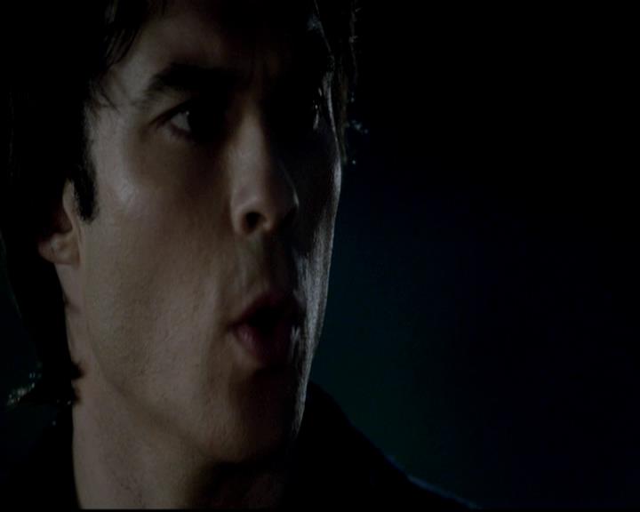 VampireDiariesWorld-dot-org_4x01GrowingPains2012.jpg