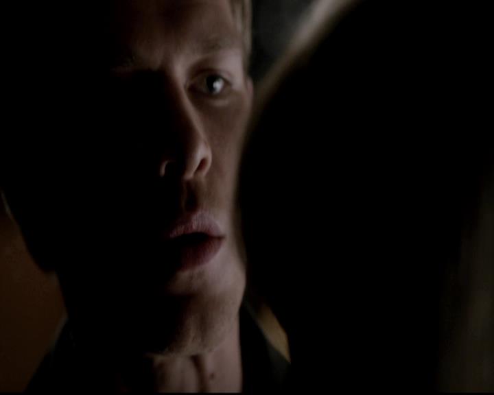 VampireDiariesWorld-dot-org_4x01GrowingPains2100.jpg