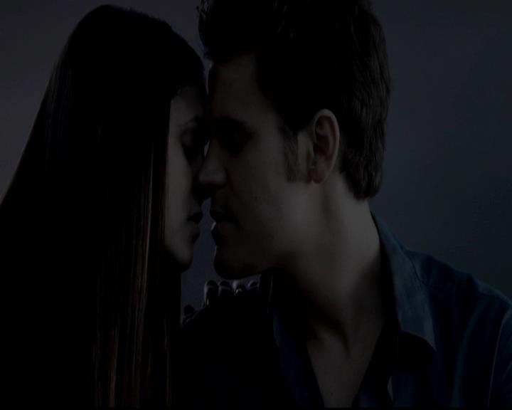 VampireDiariesWorld-dot-org_4x01GrowingPains2211.jpg