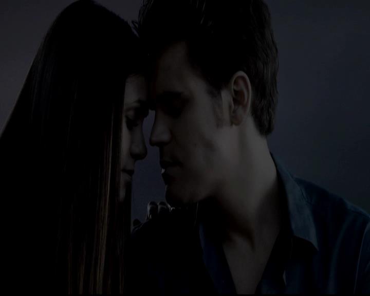 VampireDiariesWorld-dot-org_4x01GrowingPains2212.jpg