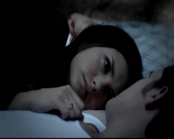 VampireDiariesWorld-dot-org_4x02Memorial0010.jpg