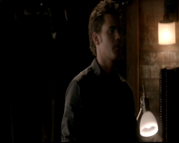 VampireDiariesWorld-dot-org_4x02Memorial0048.jpg