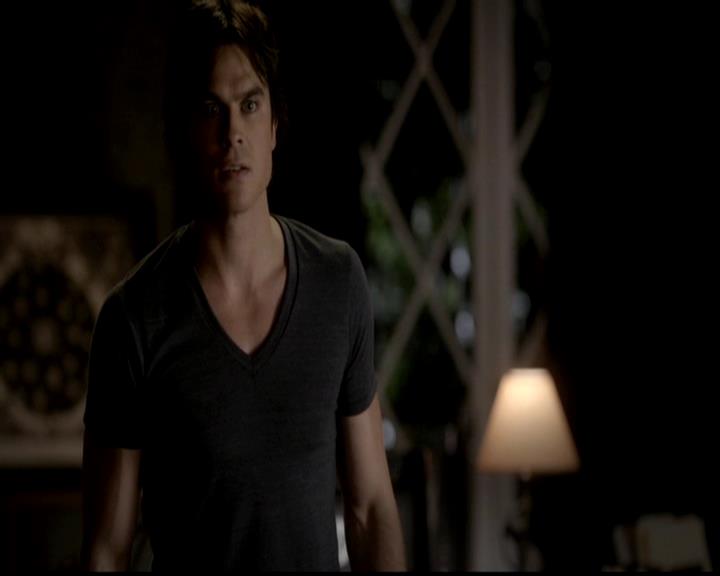 VampireDiariesWorld-dot-org_4x02Memorial0058.jpg