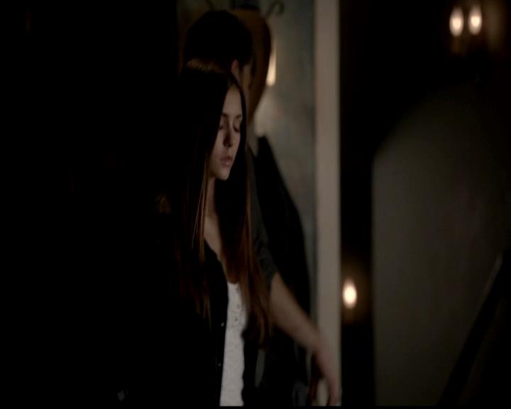 VampireDiariesWorld-dot-org_4x02Memorial0119.jpg