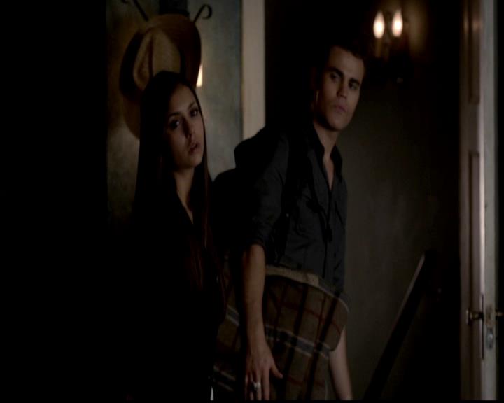 VampireDiariesWorld-dot-org_4x02Memorial0123.jpg