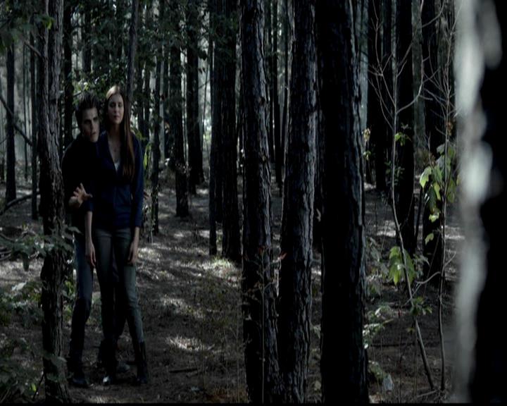 VampireDiariesWorld-dot-org_4x02Memorial0134.jpg