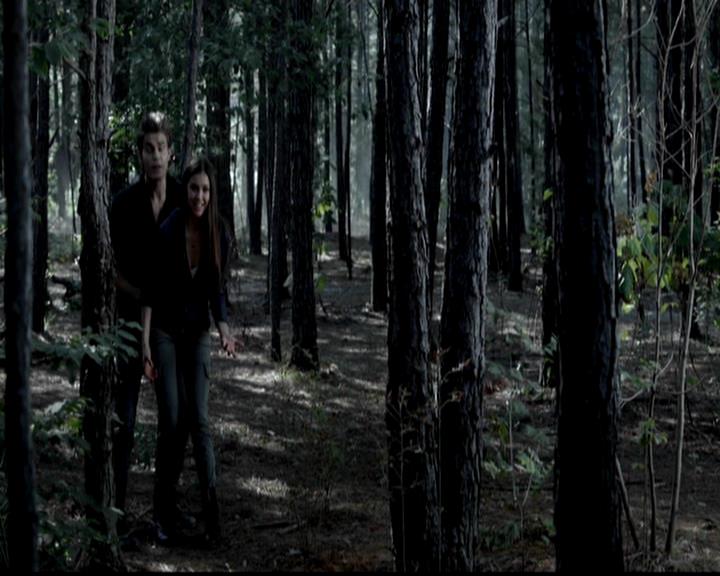 VampireDiariesWorld-dot-org_4x02Memorial0145.jpg