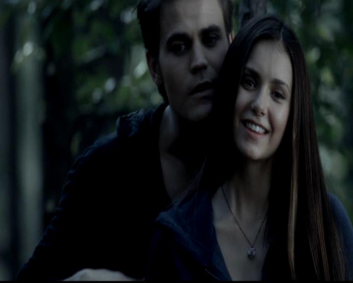 VampireDiariesWorld-dot-org_4x02Memorial0152.jpg