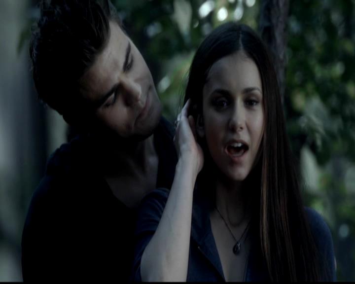 VampireDiariesWorld-dot-org_4x02Memorial0154.jpg