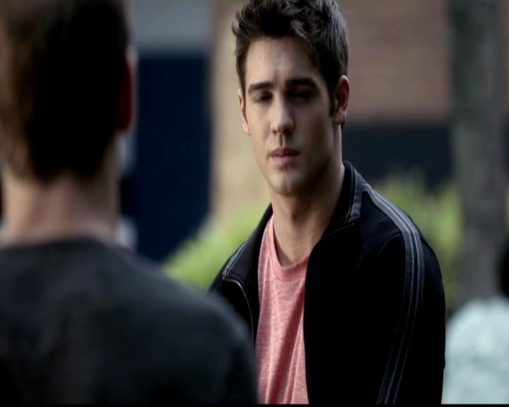 VampireDiariesWorld-dot-org_4x02Memorial0344.jpg