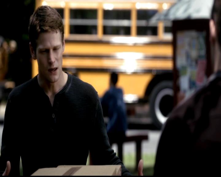 VampireDiariesWorld-dot-org_4x02Memorial0347.jpg