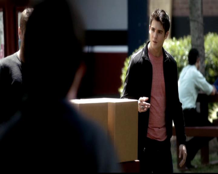 VampireDiariesWorld-dot-org_4x02Memorial0358.jpg