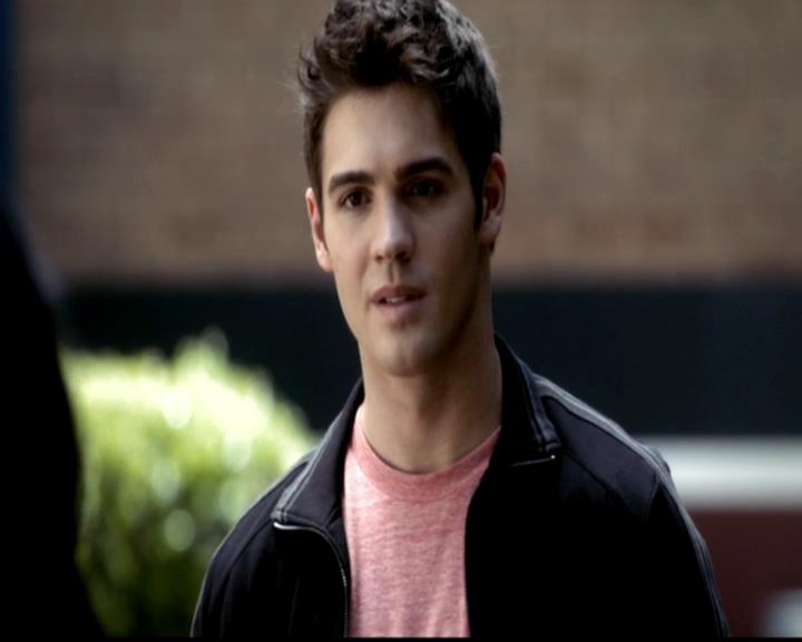 VampireDiariesWorld-dot-org_4x02Memorial0366.jpg