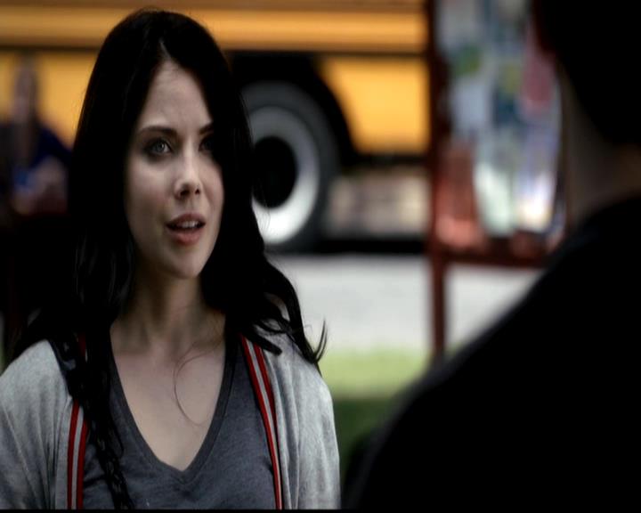 VampireDiariesWorld-dot-org_4x02Memorial0368.jpg