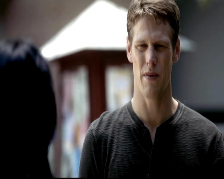 VampireDiariesWorld-dot-org_4x02Memorial0378.jpg