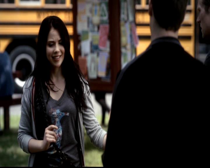 VampireDiariesWorld-dot-org_4x02Memorial0396.jpg