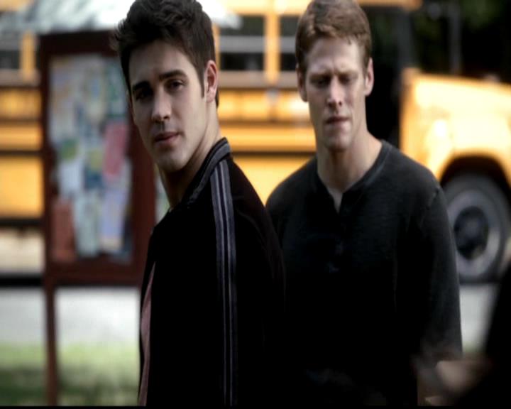 VampireDiariesWorld-dot-org_4x02Memorial0399.jpg