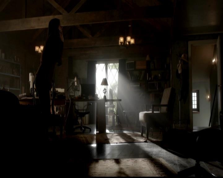 VampireDiariesWorld-dot-org_4x02Memorial0406.jpg