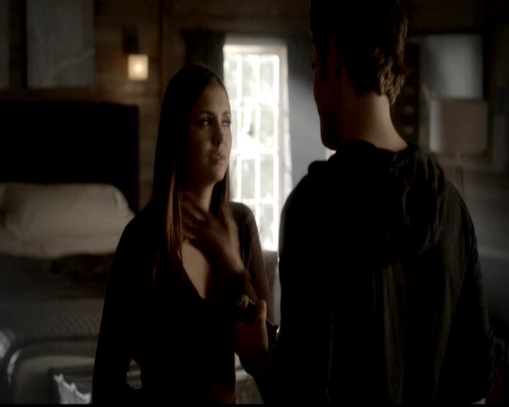 VampireDiariesWorld-dot-org_4x02Memorial0436.jpg