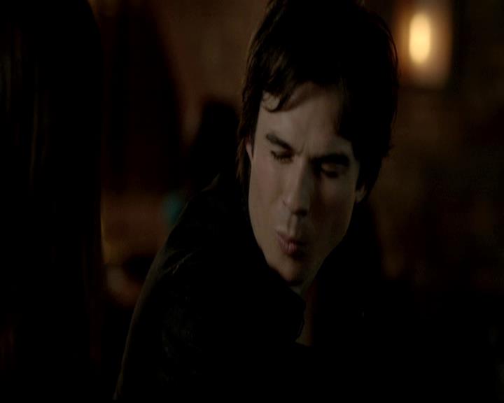 VampireDiariesWorld-dot-org_4x02Memorial0507.jpg