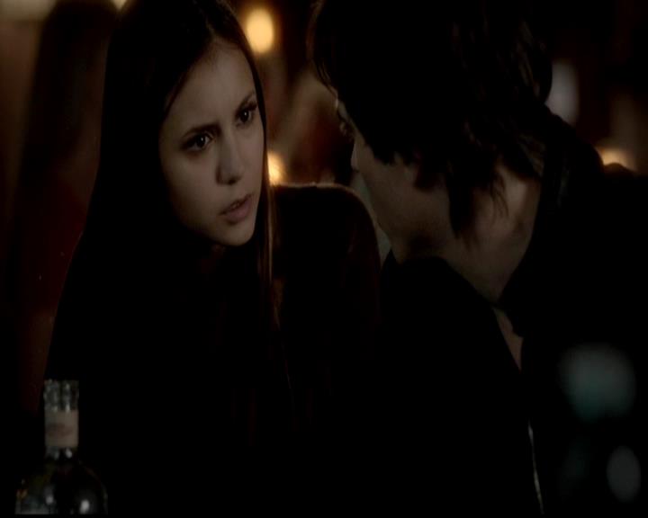 VampireDiariesWorld-dot-org_4x02Memorial0510.jpg