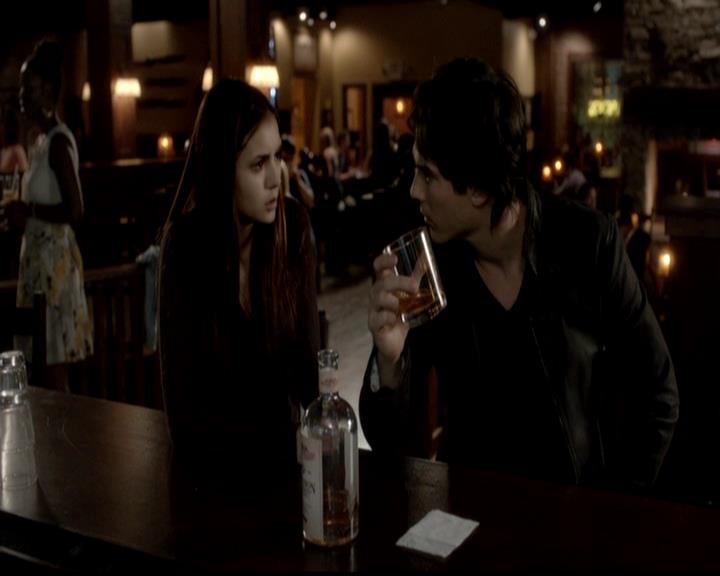 VampireDiariesWorld-dot-org_4x02Memorial0511.jpg