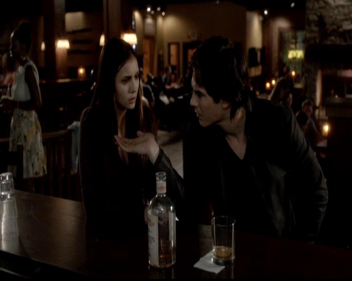 VampireDiariesWorld-dot-org_4x02Memorial0528.jpg