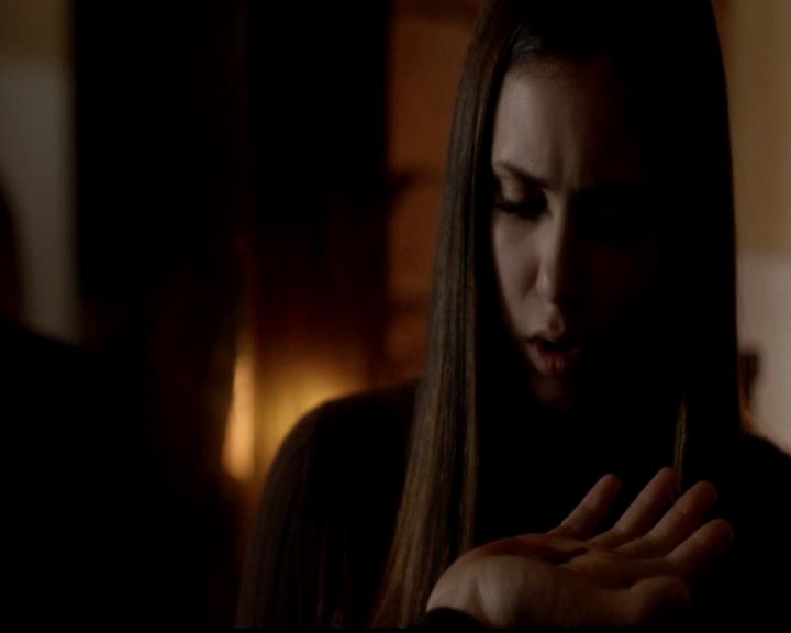 VampireDiariesWorld-dot-org_4x02Memorial0572.jpg