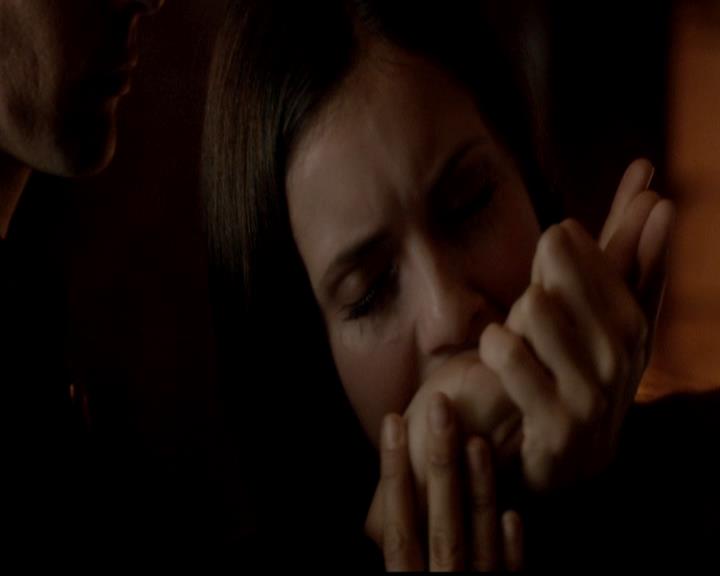 VampireDiariesWorld-dot-org_4x02Memorial0582.jpg