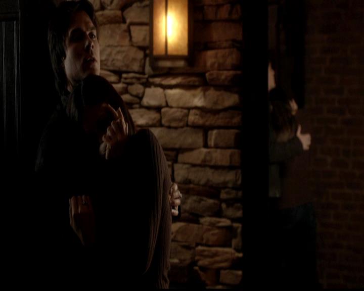 VampireDiariesWorld-dot-org_4x02Memorial0588.jpg