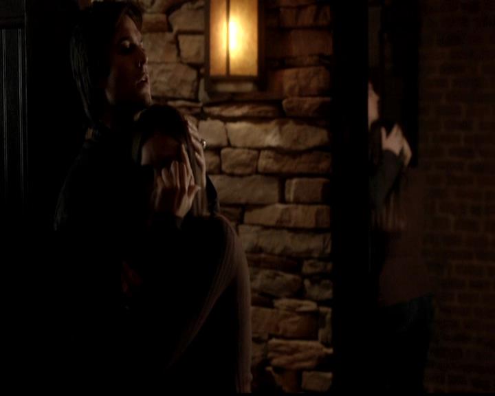 VampireDiariesWorld-dot-org_4x02Memorial0589.jpg