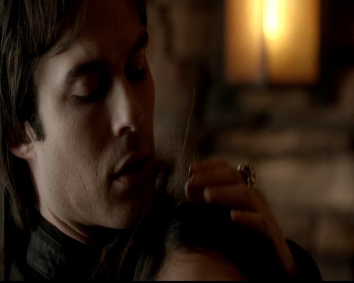 VampireDiariesWorld-dot-org_4x02Memorial0593.jpg