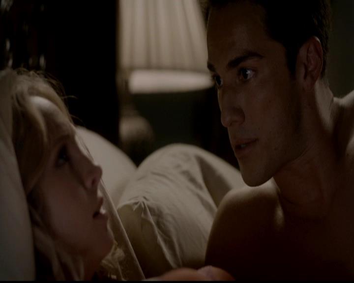 VampireDiariesWorld-dot-org_4x02Memorial0608.jpg