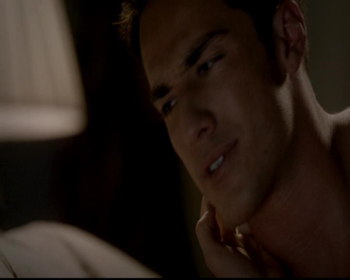 VampireDiariesWorld-dot-org_4x02Memorial0615.jpg