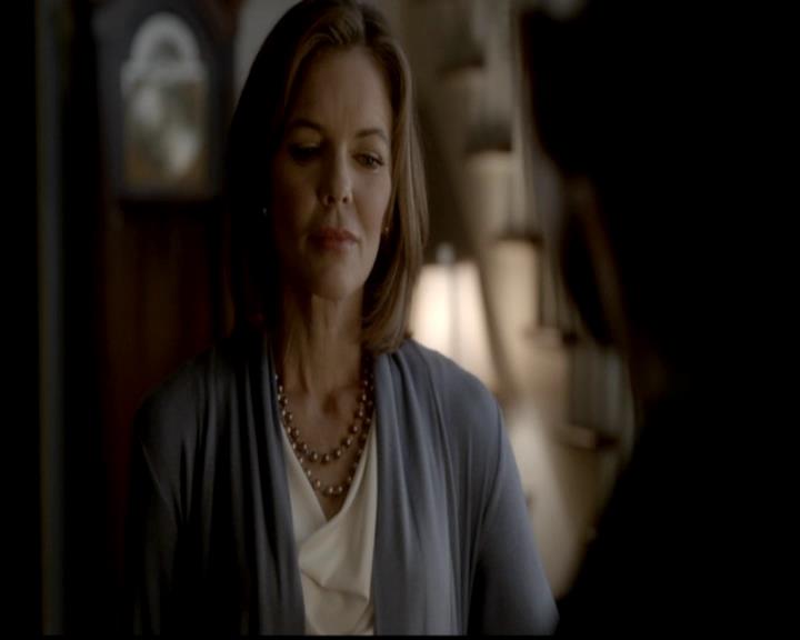 VampireDiariesWorld-dot-org_4x02Memorial0648.jpg